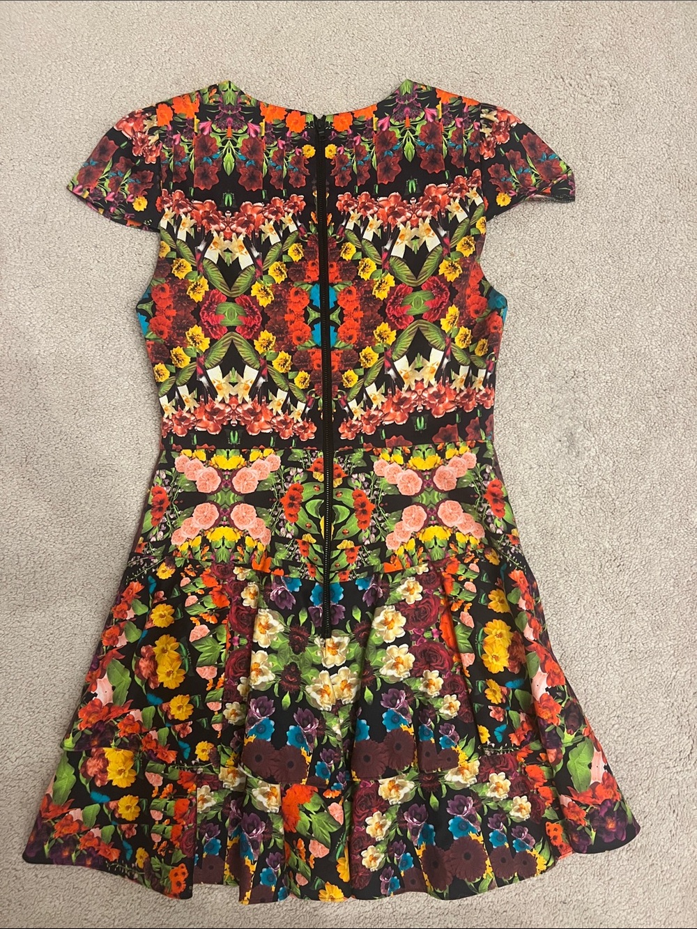 Alice + Olivia Multicolor Floral Mirror-Print Fit & Flare Dress - Picture 3 of 6